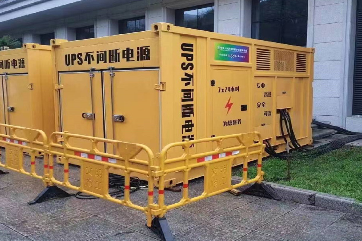 嫩江发电机租赁施工现场